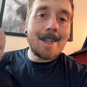 Meet your Posher, Marc